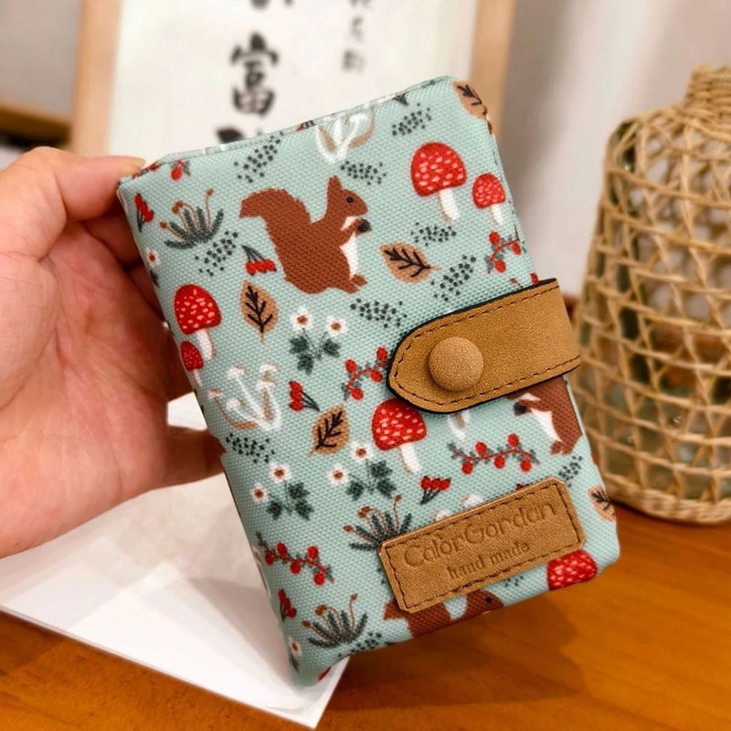 Everyday Womens Short Wallet With Hasp Closure Large Capacity Wallet Coin Card Organizer 6