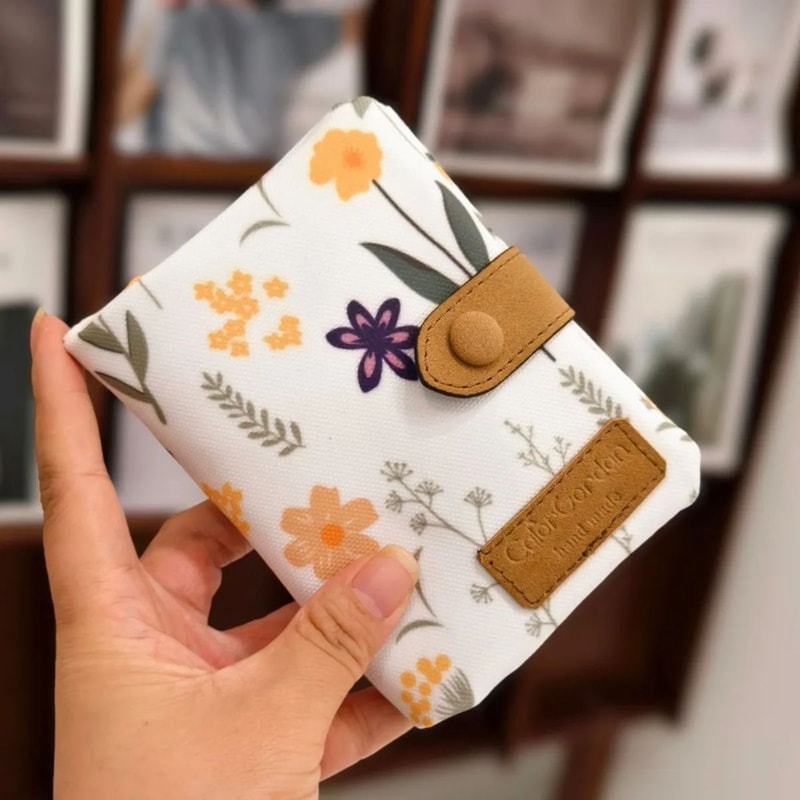 Everyday Womens Short Wallet With Hasp Closure Large Capacity Wallet Coin Card Organizer 10