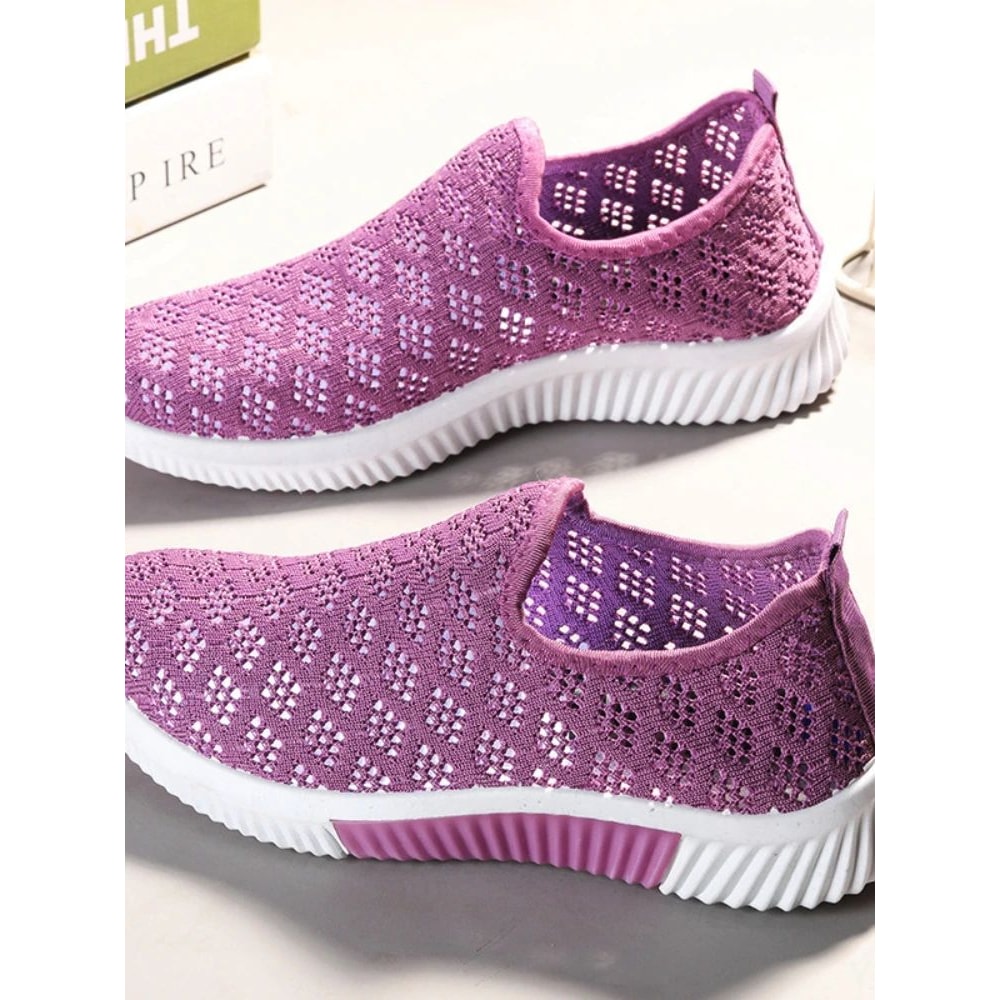 Everyday Breeze Mesh Sneakers For Women Breathable Flats With Soft Sole Comfort 1