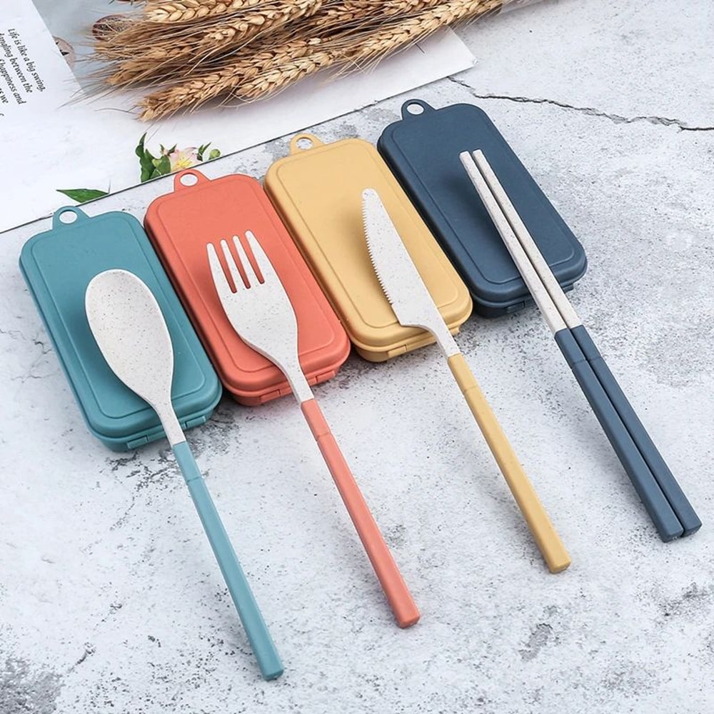 EcoLite 4Piece Portable Travel Cutlery Set Sustainable EcoFriendly Wheat Straw Tableware With Case 2