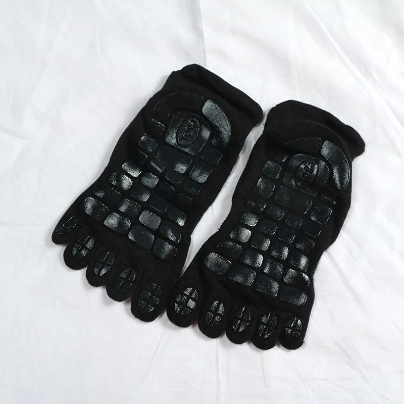 Mens Winter Five Toe Socks Thick NonSlip Split Toe Socks For Indoor Comfort Fitness 6