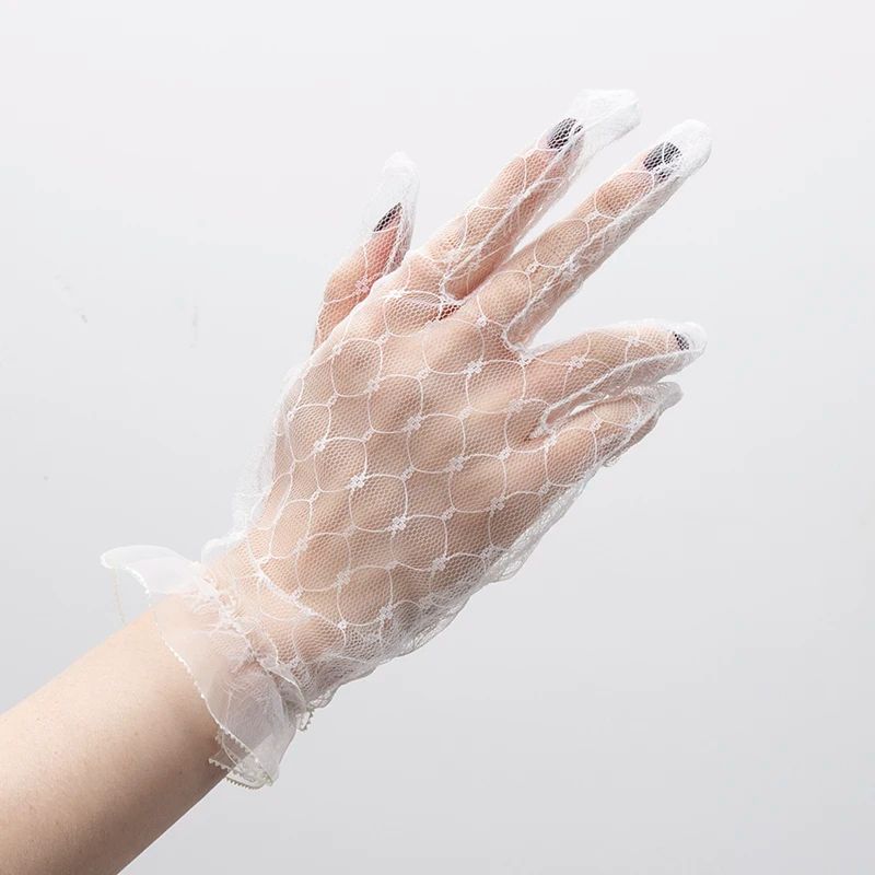 Elegant Sheer Lace Bridal Gloves Vintage Black Mesh Tulle Short Gloves For Weddings Evening Parti 4