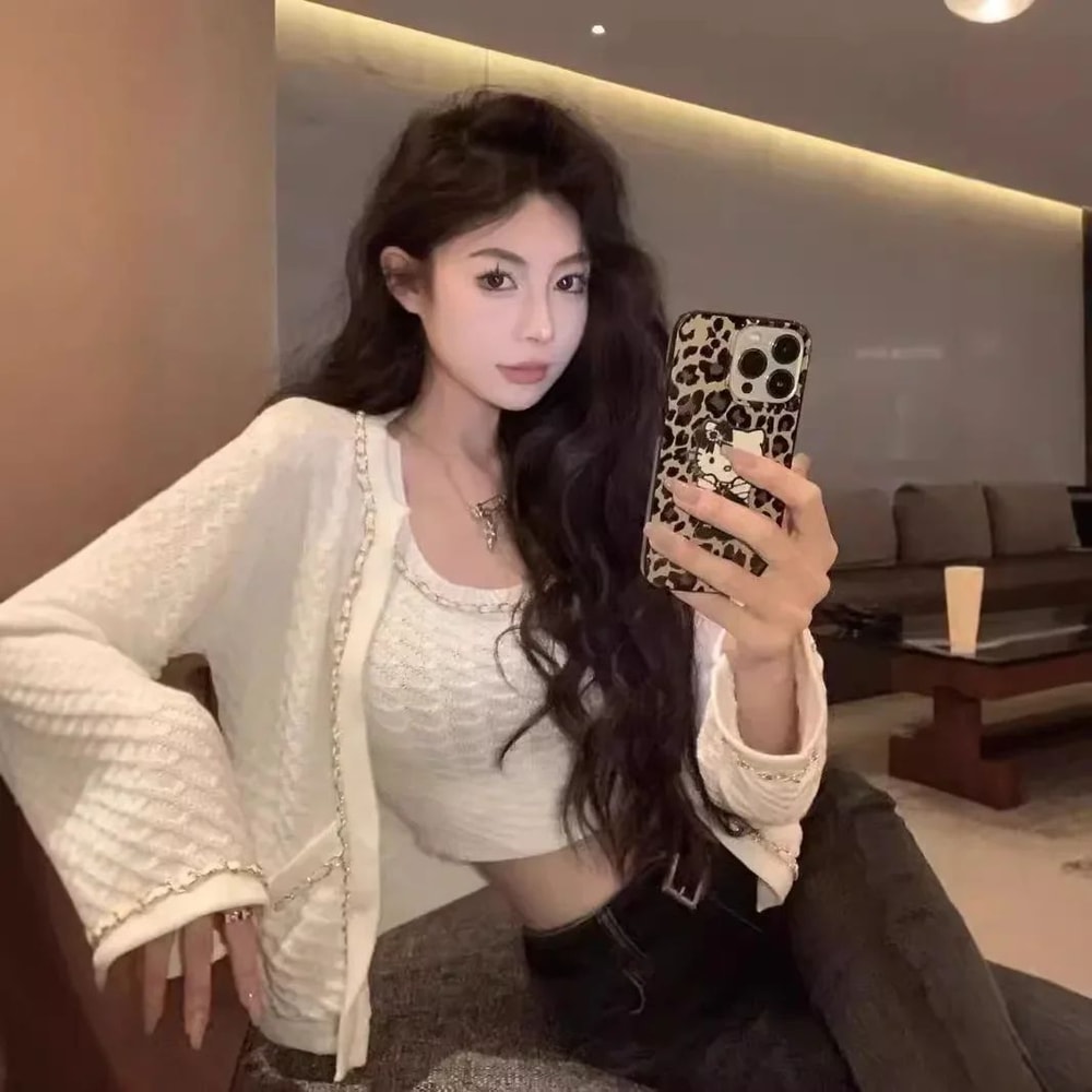 Sweetheart Striped Cropped Cardigan For Women With Colorblock Knit And Heart Buttons 0