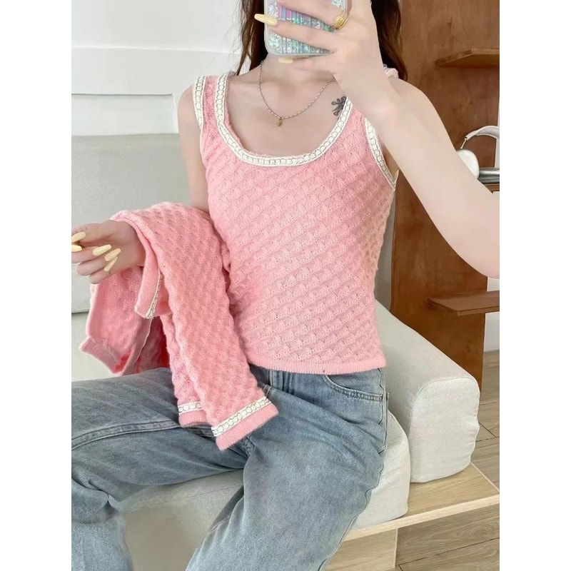 Sweetheart Striped Cropped Cardigan For Women With Colorblock Knit And Heart Buttons 4