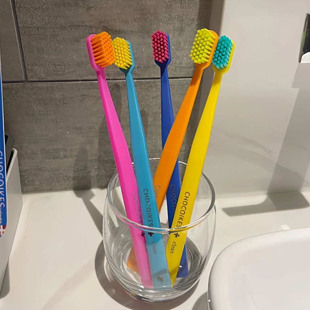 Soft Bristle Travel Toothbrush Set 5Pack Ergonomic Nylon Toothbrushes For Daily OntheGo Care 0