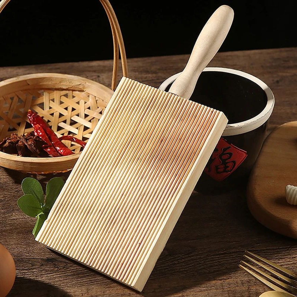 Artisan Wooden Garganelli Board Pasta Shaping Tool With Handle 2