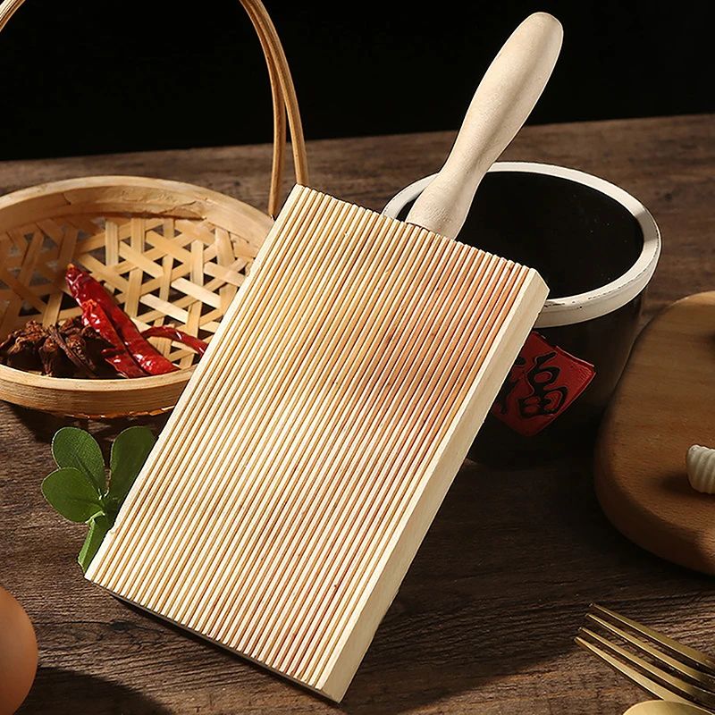 Artisan Wooden Garganelli Board Pasta Shaping Tool With Handle 2