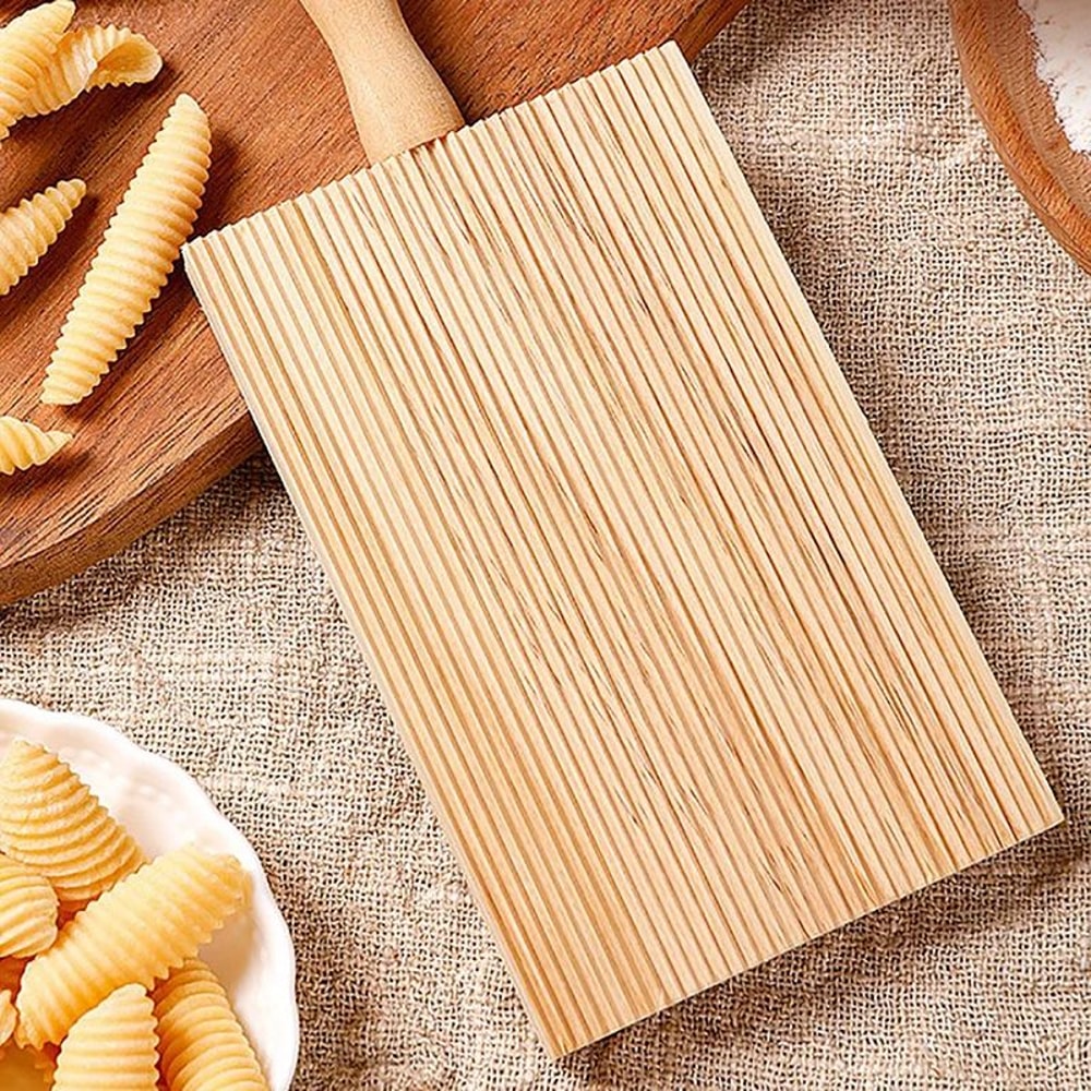 Artisan Wooden Garganelli Board Pasta Shaping Tool With Handle 3