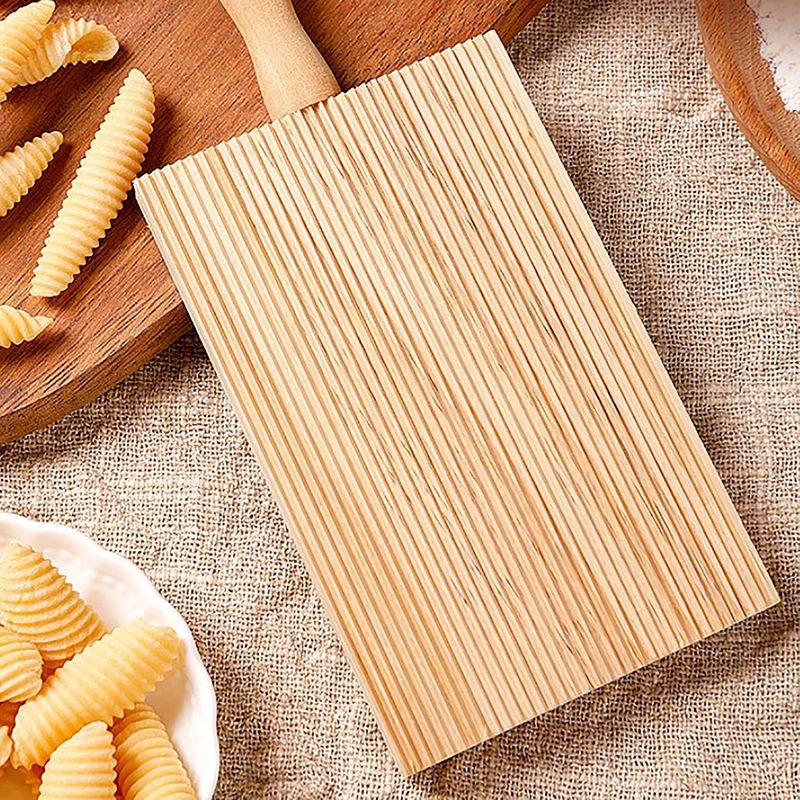Artisan Wooden Garganelli Board Pasta Shaping Tool With Handle 3