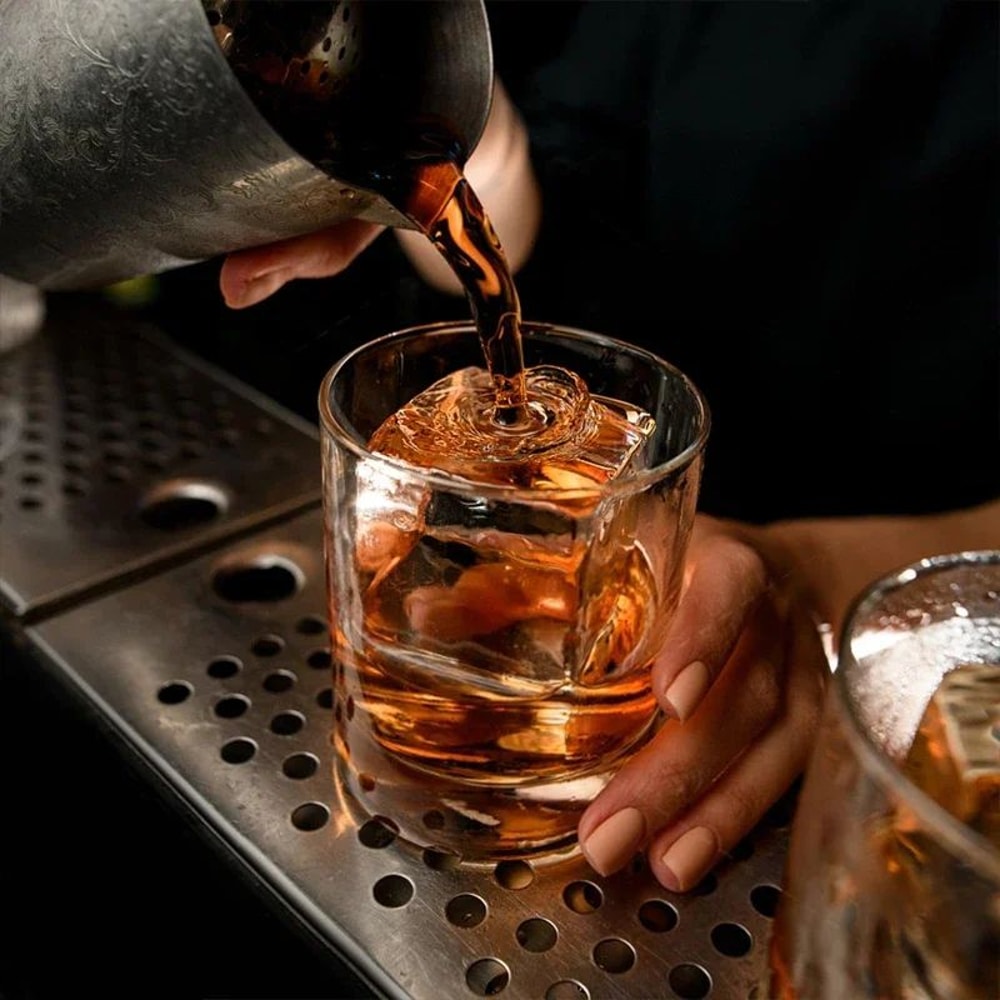 Premium 15Grid Silicone Ice Cube Mold Large Ice Cube Tray For Whiskey Cocktails 5