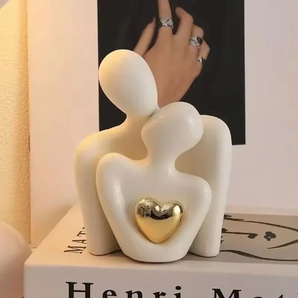 Romantic Couple Statue Love Embrace Figurine For Bedroom Decor 0