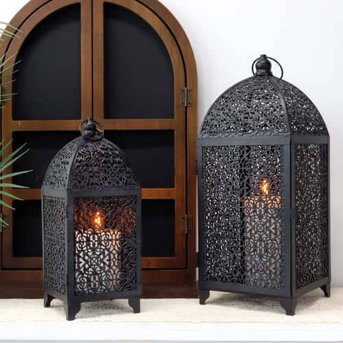 Elegant Black Metal Candle Lantern Set – Decorative Hanging Candle Holders for Indoor & Outdoor Ambiance (2pcs)