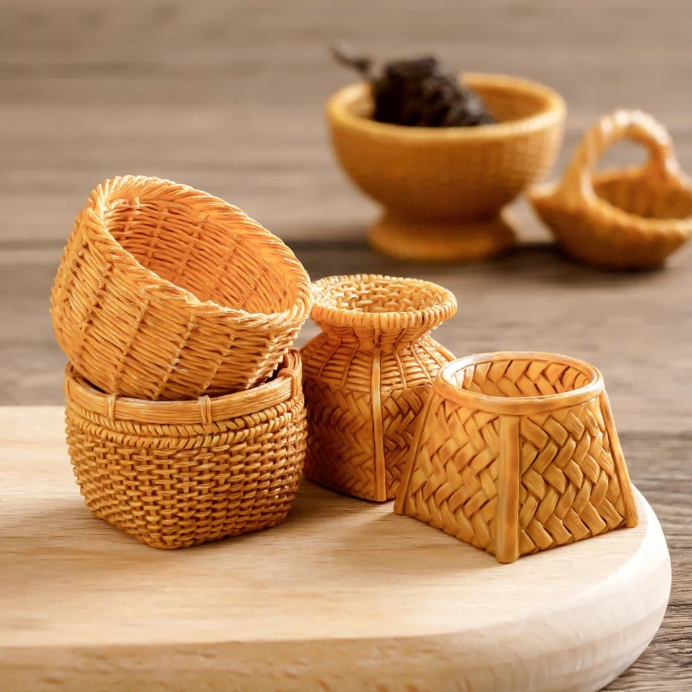 Miniature Rattan Basket For Dollhouse Kitchen Decor 3