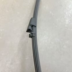 precisionfit rear wiper blade for vw & skoda – durable oem replacement