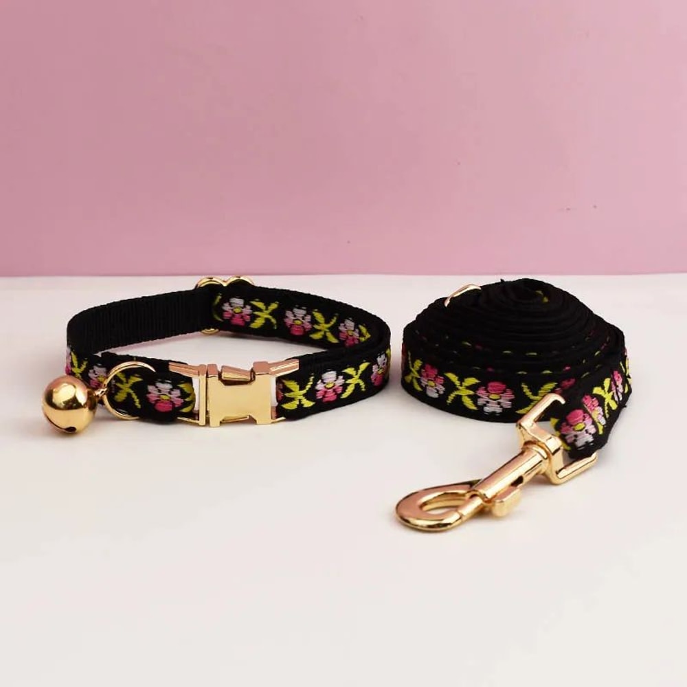 Personalized Cat Collar With Bell And Engraved ID Tag Leash Set 17