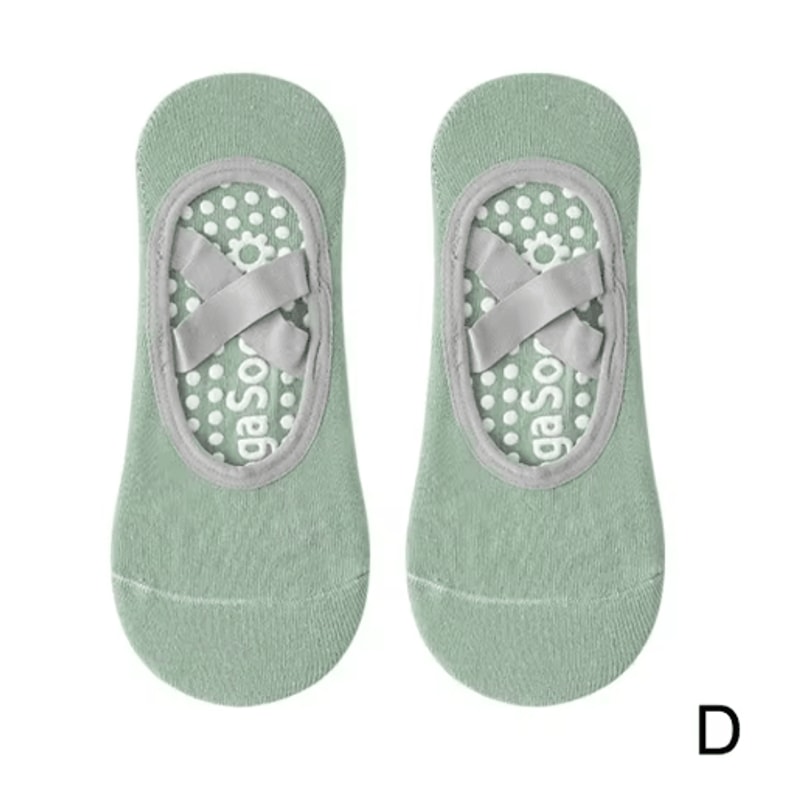 Professional Womens Anti Slip Yoga Socks Breathable Grip And Strap Pilates And Ballet Socks 2