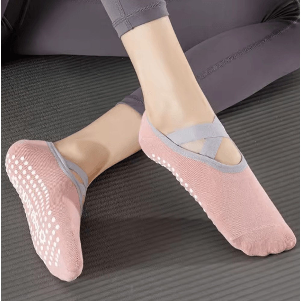 Professional Womens Anti Slip Yoga Socks Breathable Grip And Strap Pilates And Ballet Socks 7