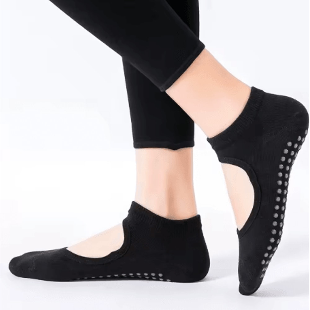 Professional Womens Yoga Socks Breathable Anti Slip Silicone Grip Socks For Pilates Ballet And Fitn 3