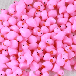 100pcs miniature resin ducks 6 color mixed tiny duck figurines for aquarium garden and diy decor