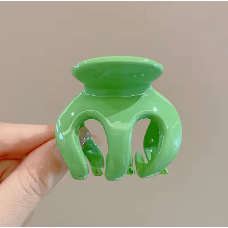 Candy Color Hair Claw Clip Simple Shark Clip Solid Color Hairpin For Women And Girls 1 To 2 PCS 1