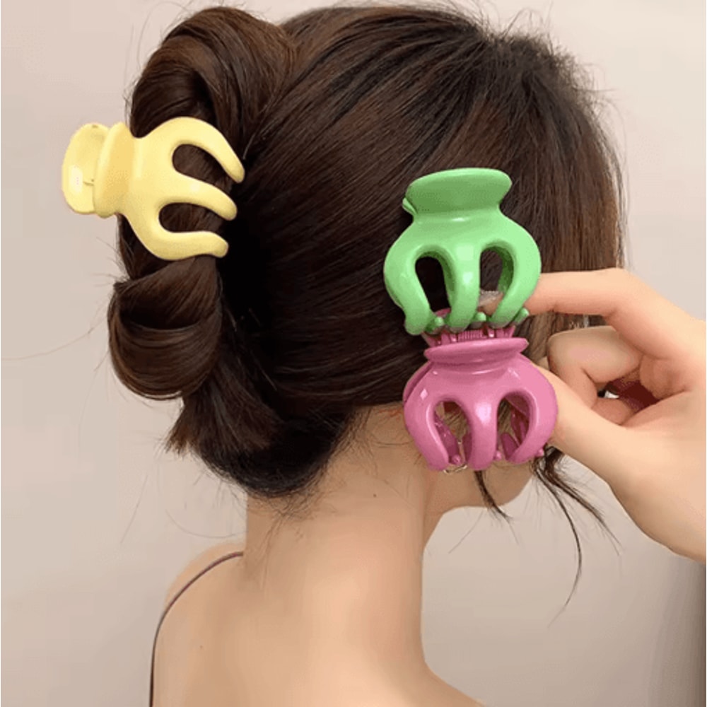 Candy Color Hair Claw Clip Simple Shark Clip Solid Color Hairpin For Women And Girls 1 To 2 PCS 15