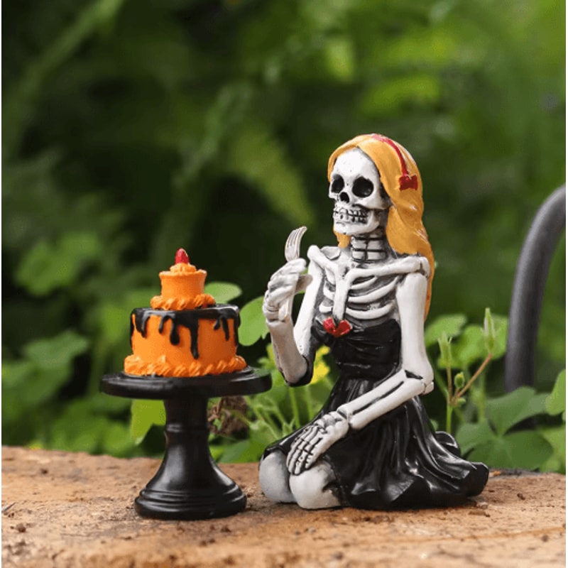 Skull Girl Skeleton Statue Gothic Halloween Figurine For Home Decor And Party Display 4