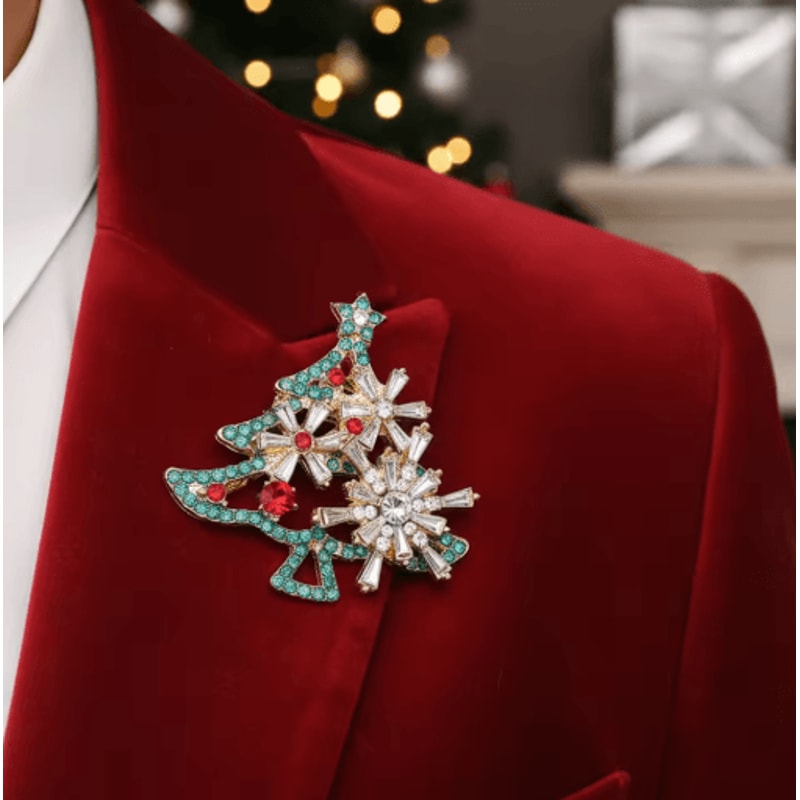 Vintage Alloy Santa Claus Brooch Christmas Tree Metal Pin Badge For Clothing Hats And Bags 4 Styles 0