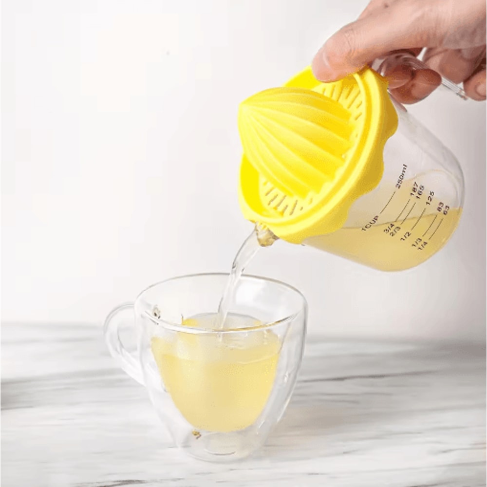 Manual Hand Squeeze Citrus Juicer Portable Fruit Juicer For Home And Travel 4