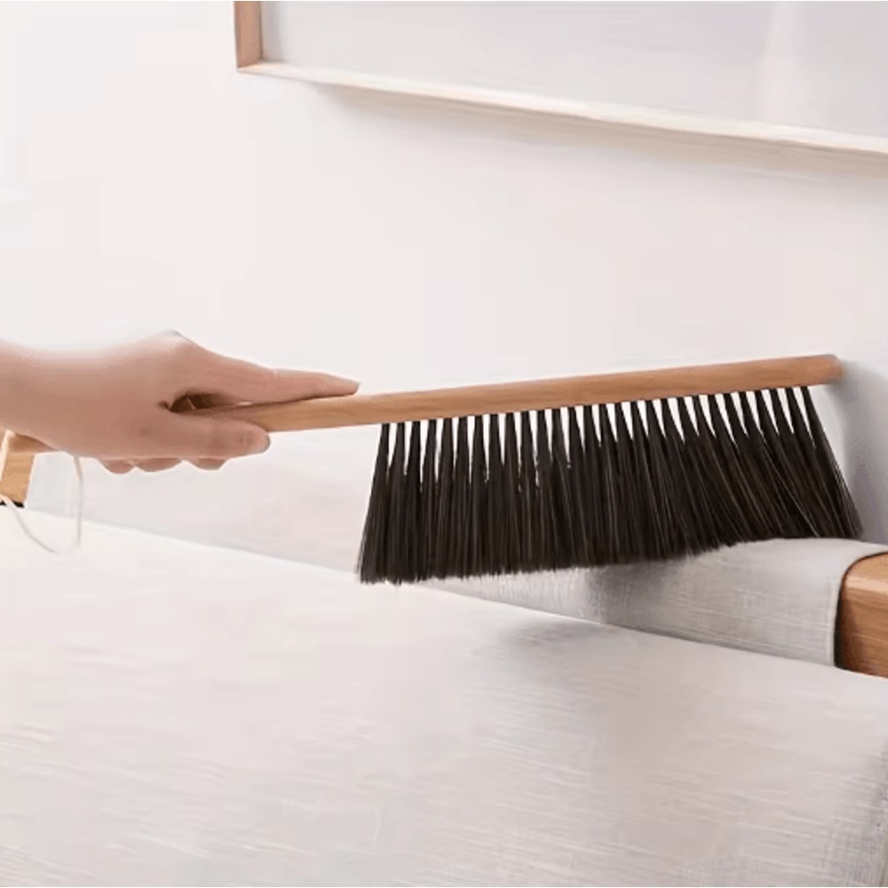 Wooden Handle Dusting Brush With Soft Bristles For Furniture And Upholstery 5