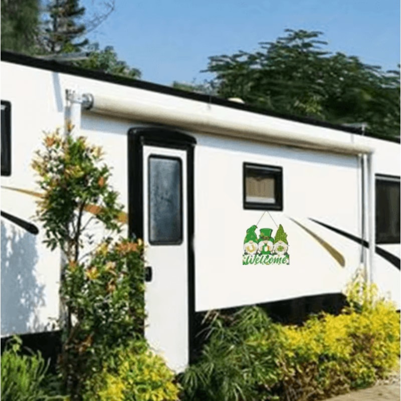 St Patricks Day Gnome Wooden Door Sign Irish Welcome Porch Decor 1