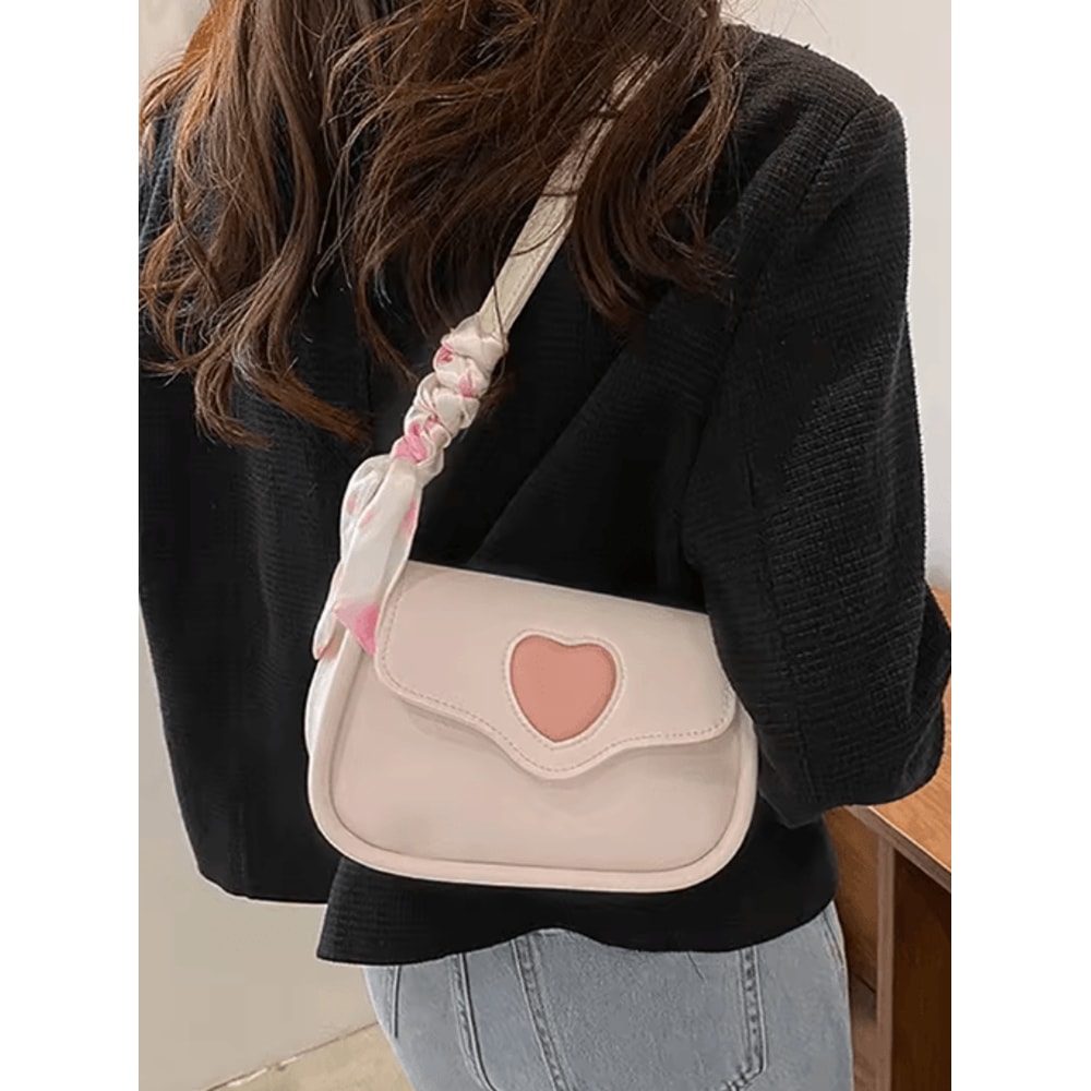 Retro Love Saddle Crossbody Bag For Women Chic Niche Shoulder Bag 4