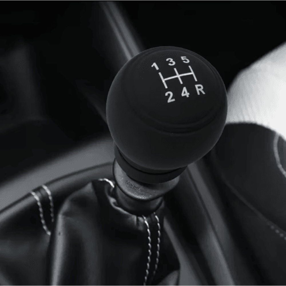 Universal Silicone Gear Shift Knob Cover NonSlip Waterproof Shifter Protector 6