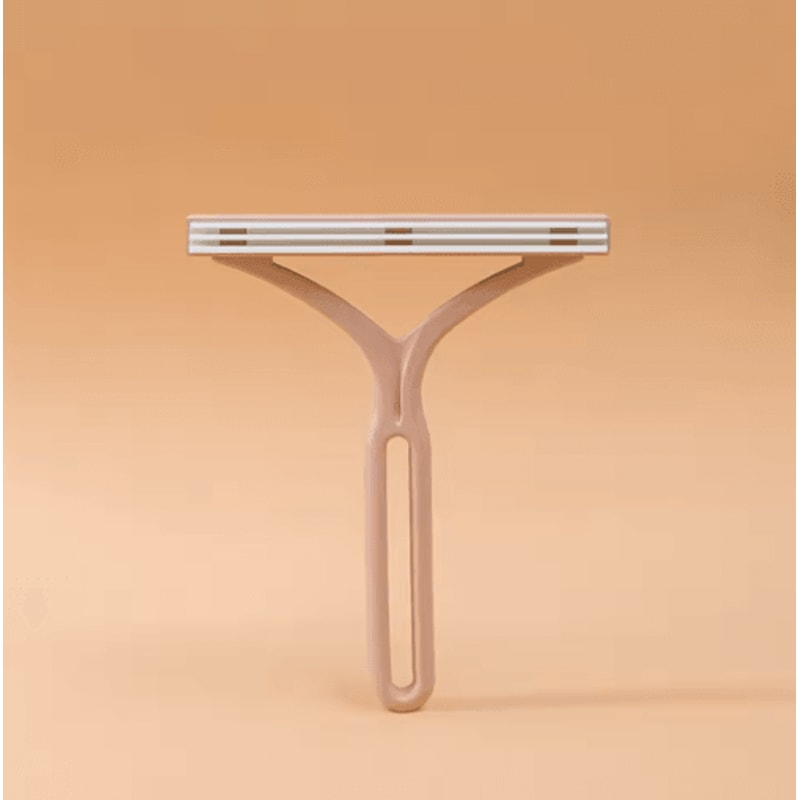 Portable Manual Lint And Pet Hair Remover Brush Reusable Fabric Cleaning Tool 2