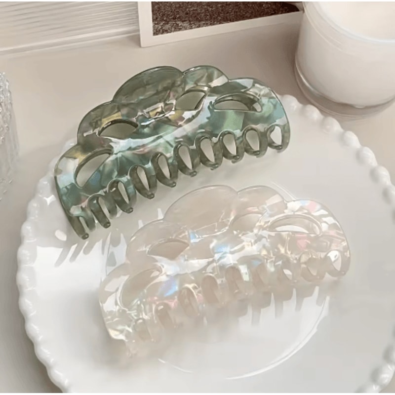 Elegant Hollow Shark Hair Clip Large Minimalist Hair Claw For Women 5