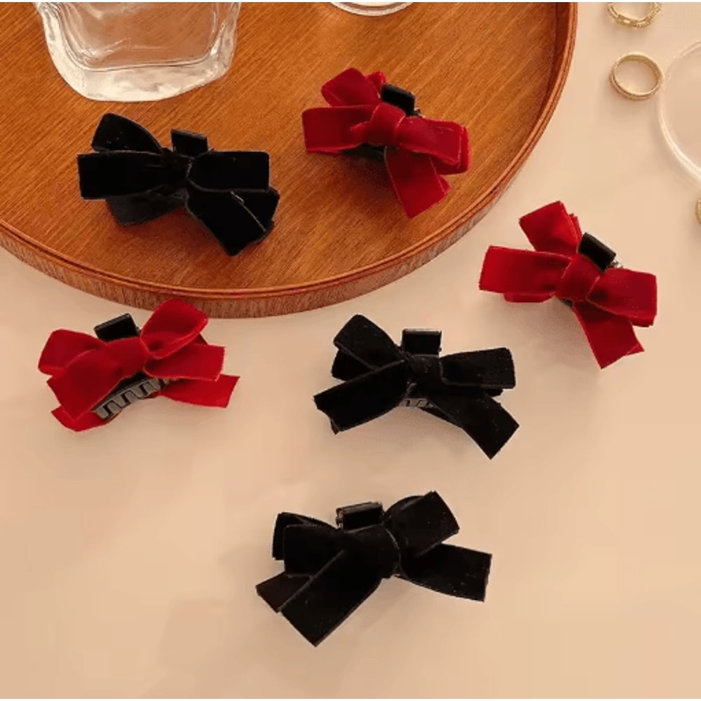 2 Piece Vintage Black Bow Velvet Hair Clip Set Princess Style Grab Clips 4