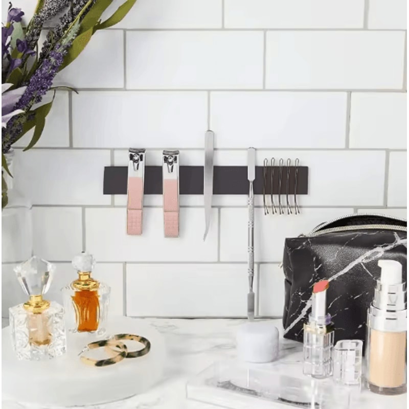 Self Adhesive Magnetic Tape Cuttable Rubber Magnetic Strip For DIY Fixing And Storage 5