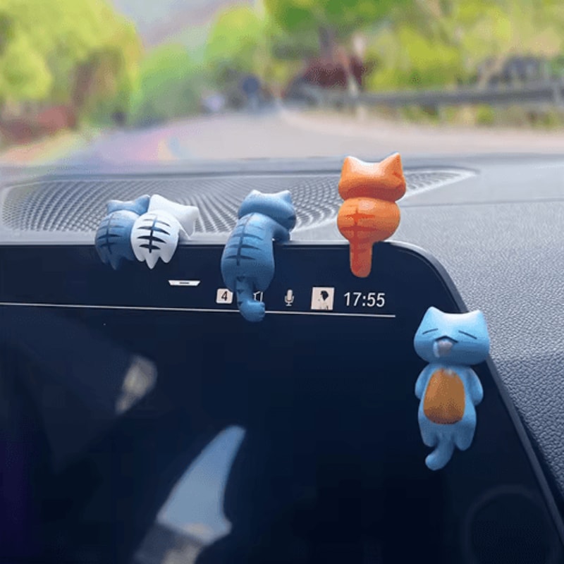 Lucky Cat Car Dashboard Ornament Cute Resin ManekiNeko Auto Interior Decor 4