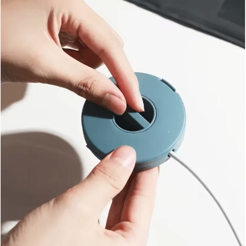 Transparent Retractable Charging Cord Organizer Storage Case 7