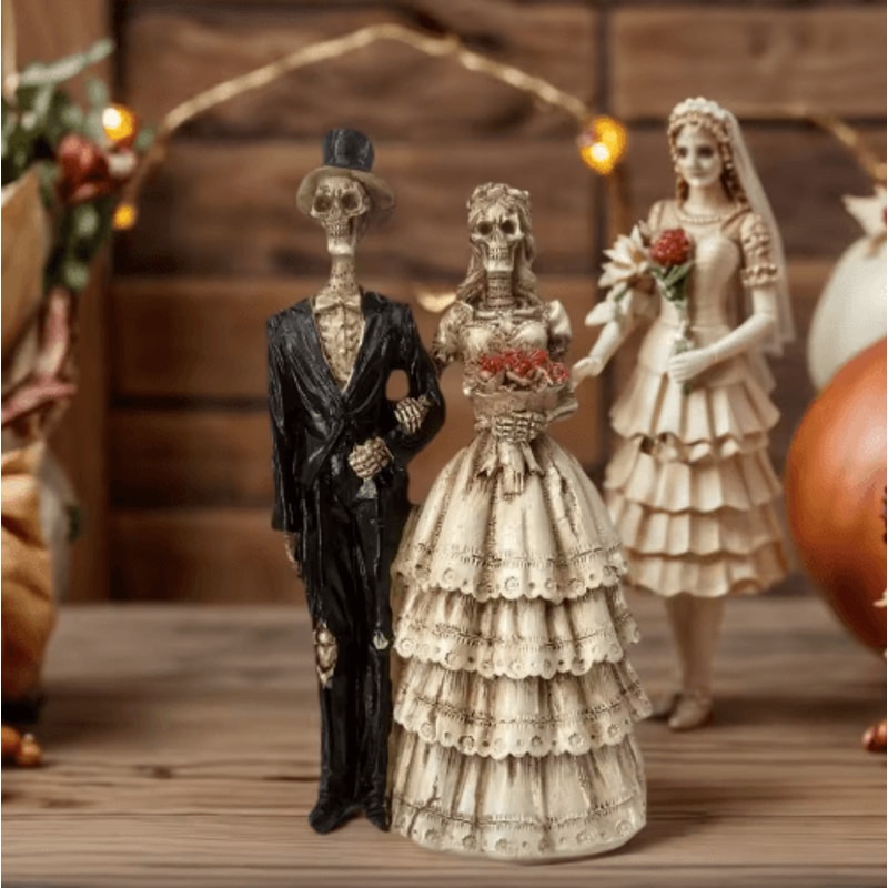 Halloween Skeleton Couple Statue In Vintage Wedding Dress Style 3
