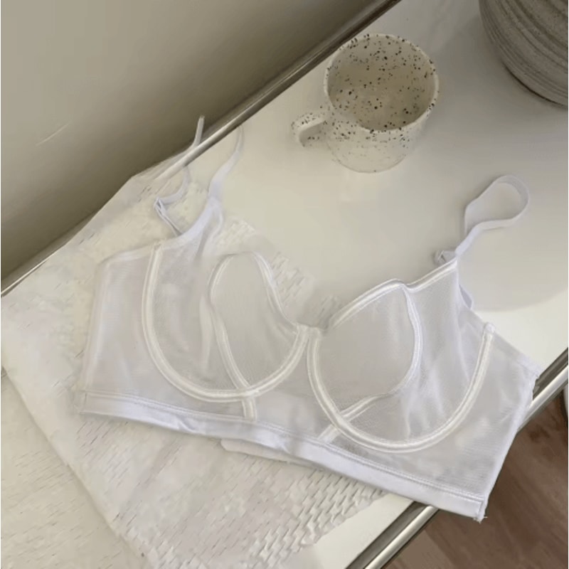 Transparent Ultra Thin Strapless Lace Bra With Embroidered Detail 7