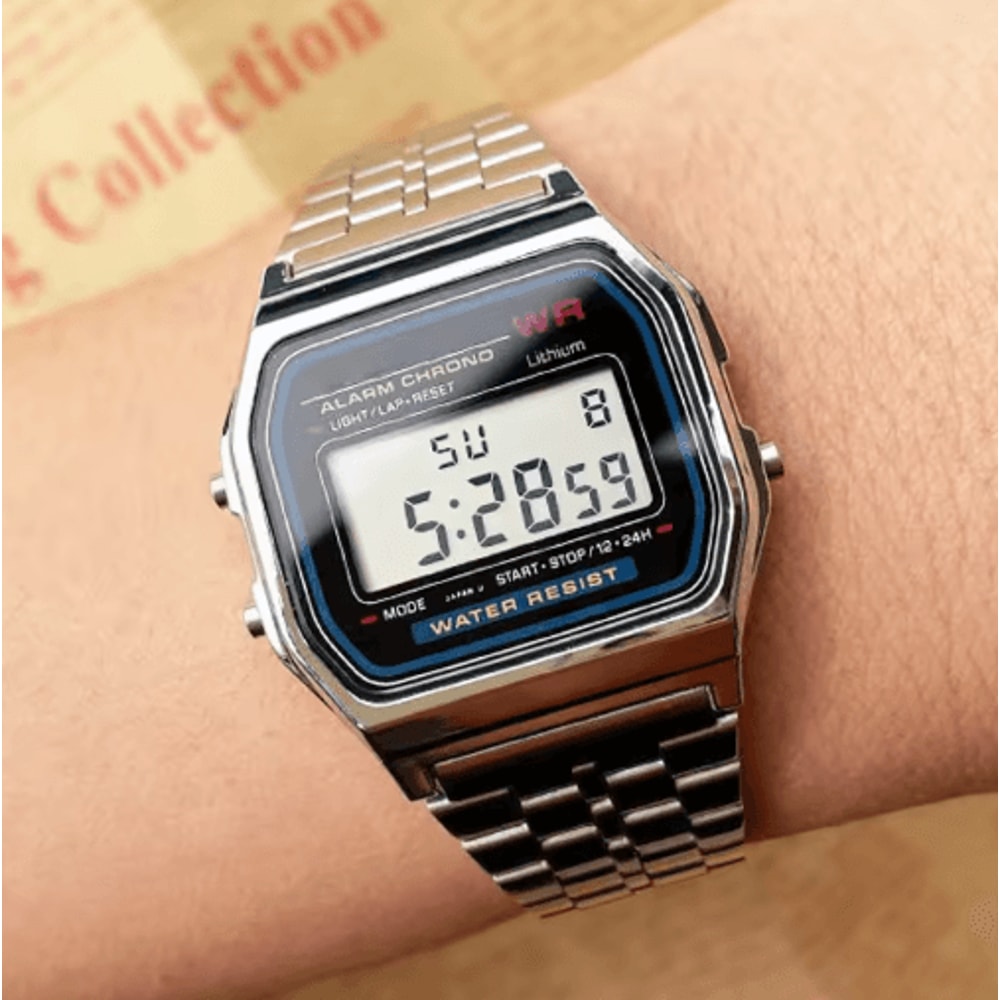 Luxury Gold Silver Retro LED Digital Sports Watch With Steel Band 10