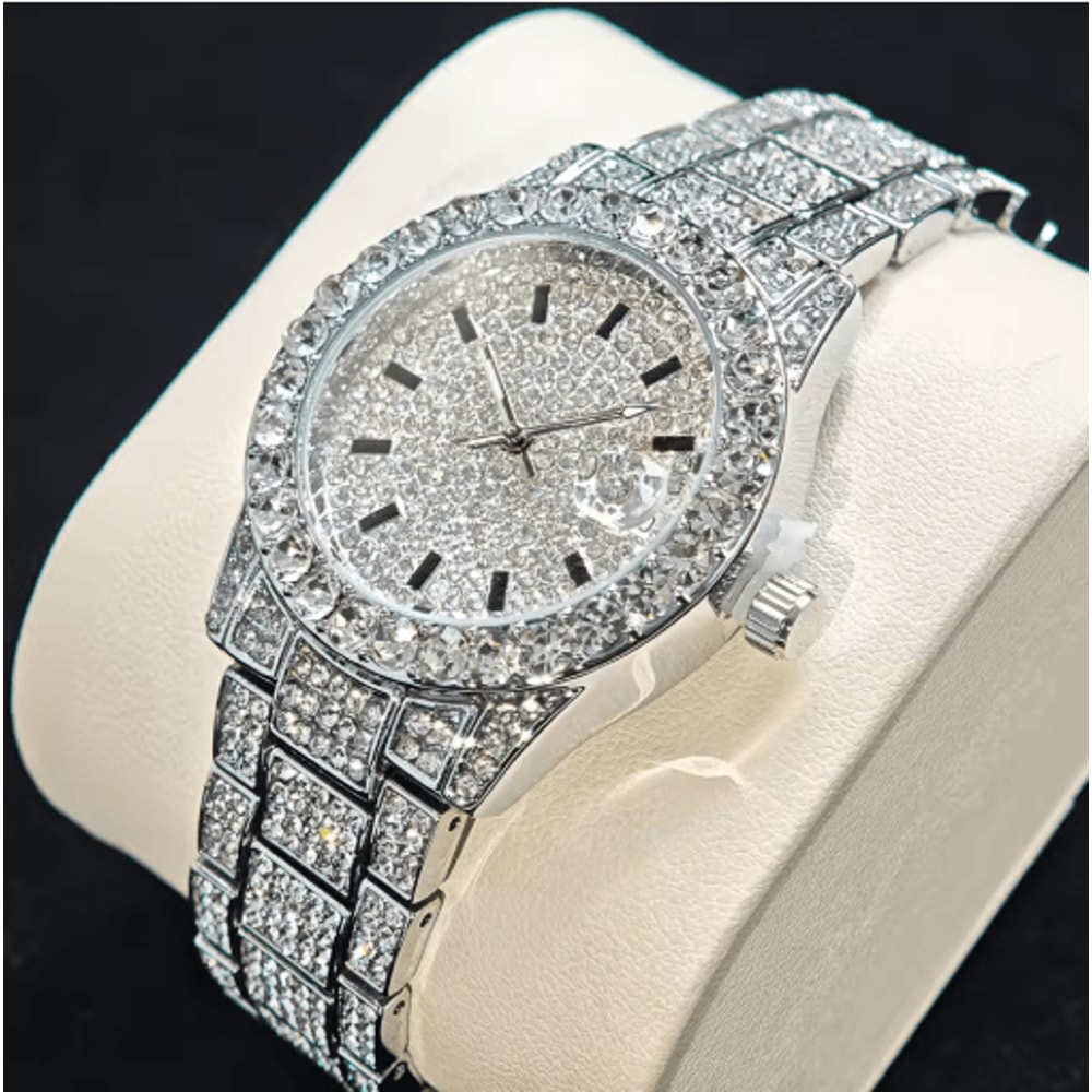 2025 Luxury Gold Iced Diamond Quartz Watch For Women 3