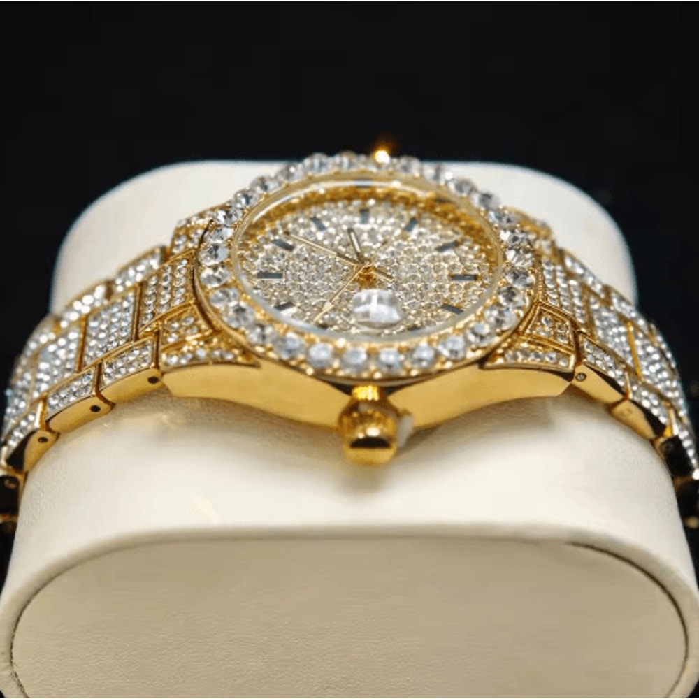 2025 Luxury Gold Iced Diamond Quartz Watch For Women 4