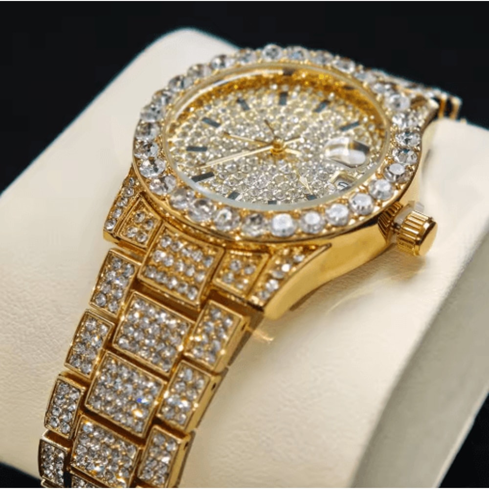 2025 Luxury Gold Iced Diamond Quartz Watch For Women 5