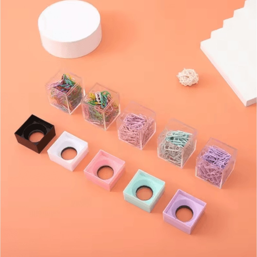 Cute Magnetic Paper Clip Holder Desk Organizer With Clips 7