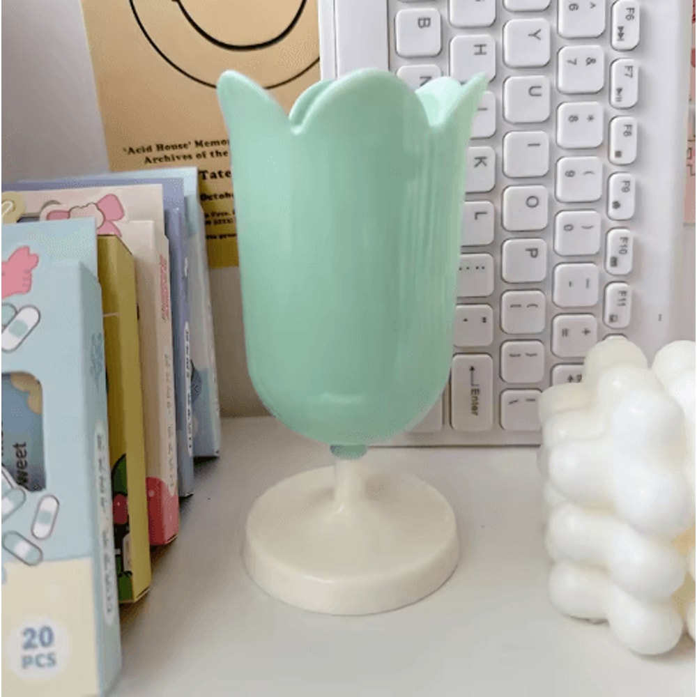 INS Tulip Plastic Pen Holder Desktop Storage Bucket Organizer 1