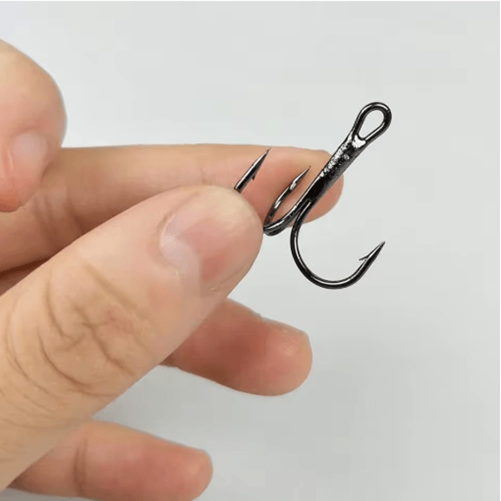 10PCS High Carbon Steel Treble Fishing Hooks Round Bend Bass Tackle Set 2