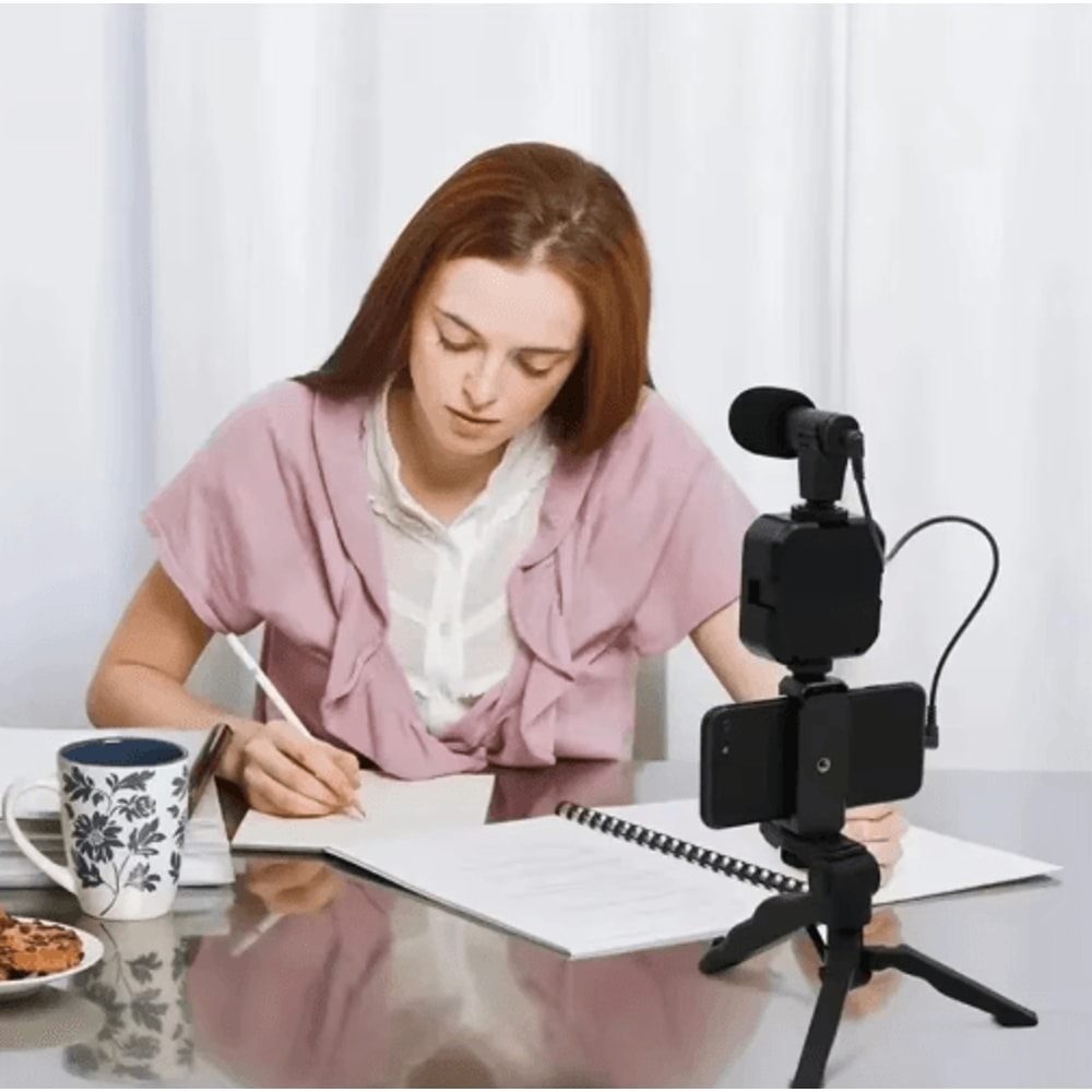 AllinOne Smartphone Vlogging Kit Tripod Microphone LED Light Starter Set 5
