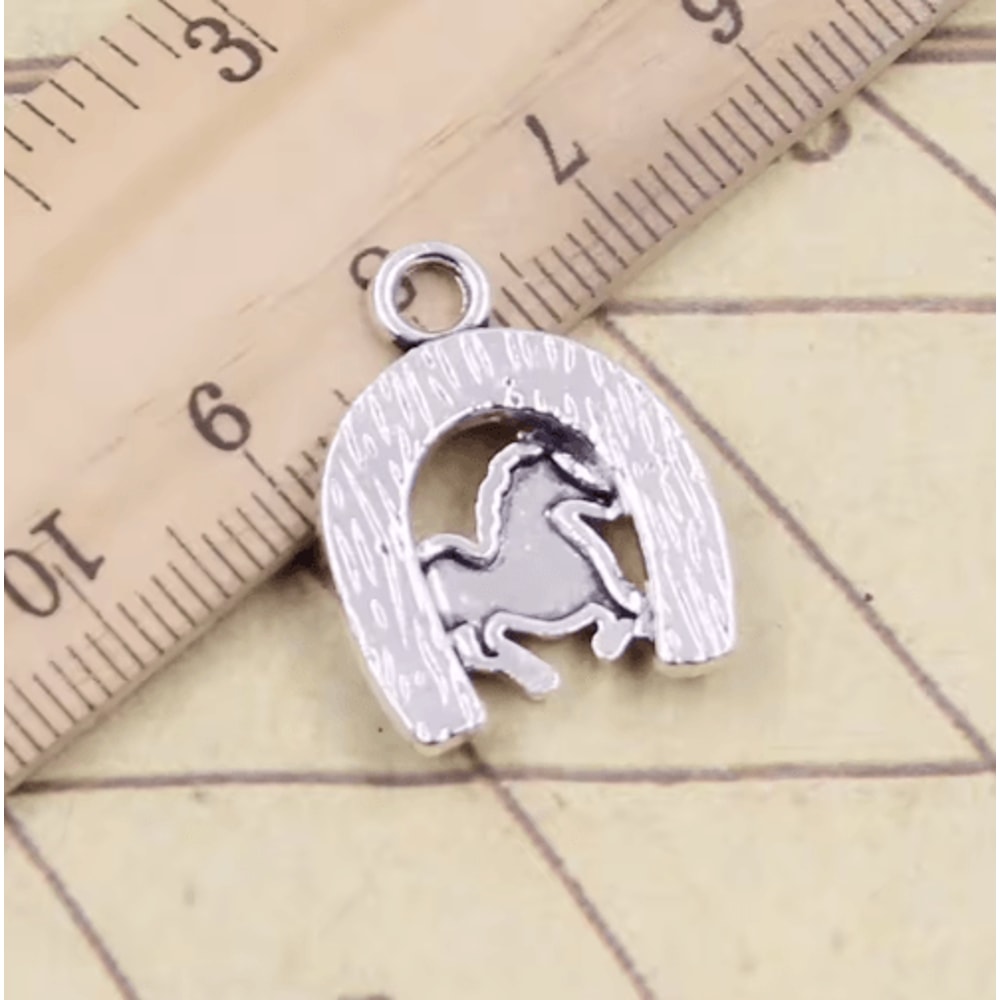 10pcs Antique Tibetan Silver Horse Horseshoe Charms For DIY Jewelry Making 1