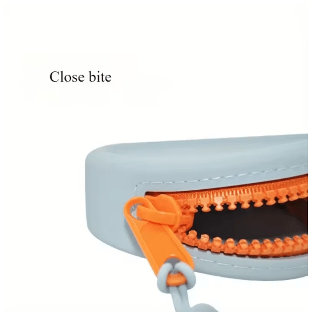 Mini Silicone Makeup Bag With Zipper For Waterproof Travel Storage 5